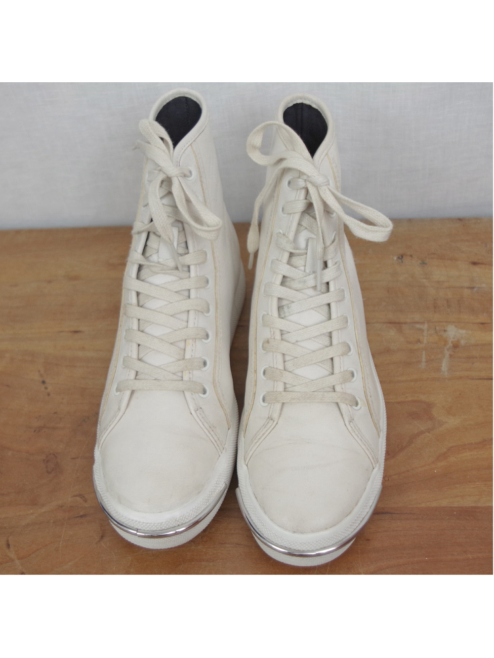 Alexander Wang Ladies' White Leather HI Top Sneakers 38.5 - Picture 6 of 10